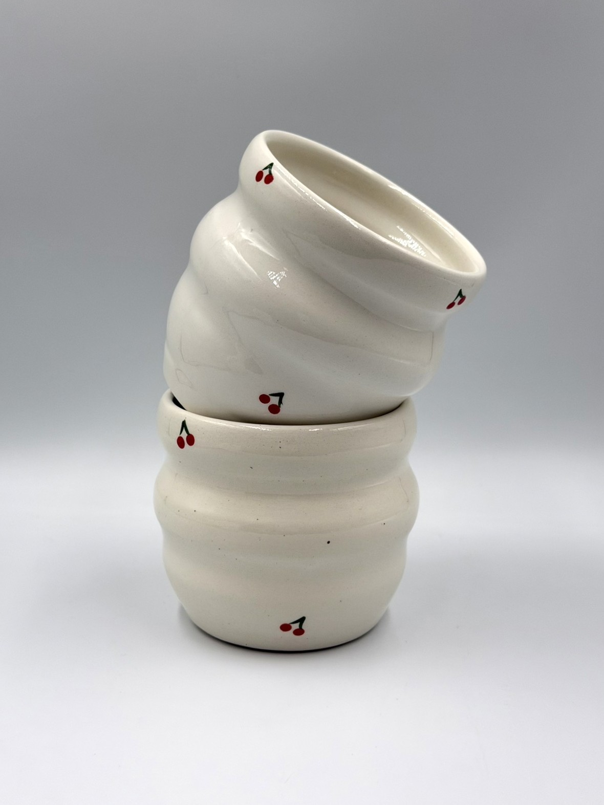 Πήλινη Κούπα Wavy Cherry Mug