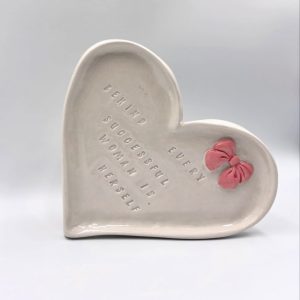 Κεραμικός δίσκος Woman Tray